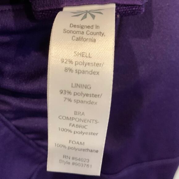 Athleta Womens purple tank with rouching and built-in bra small - Picture 8 of 9